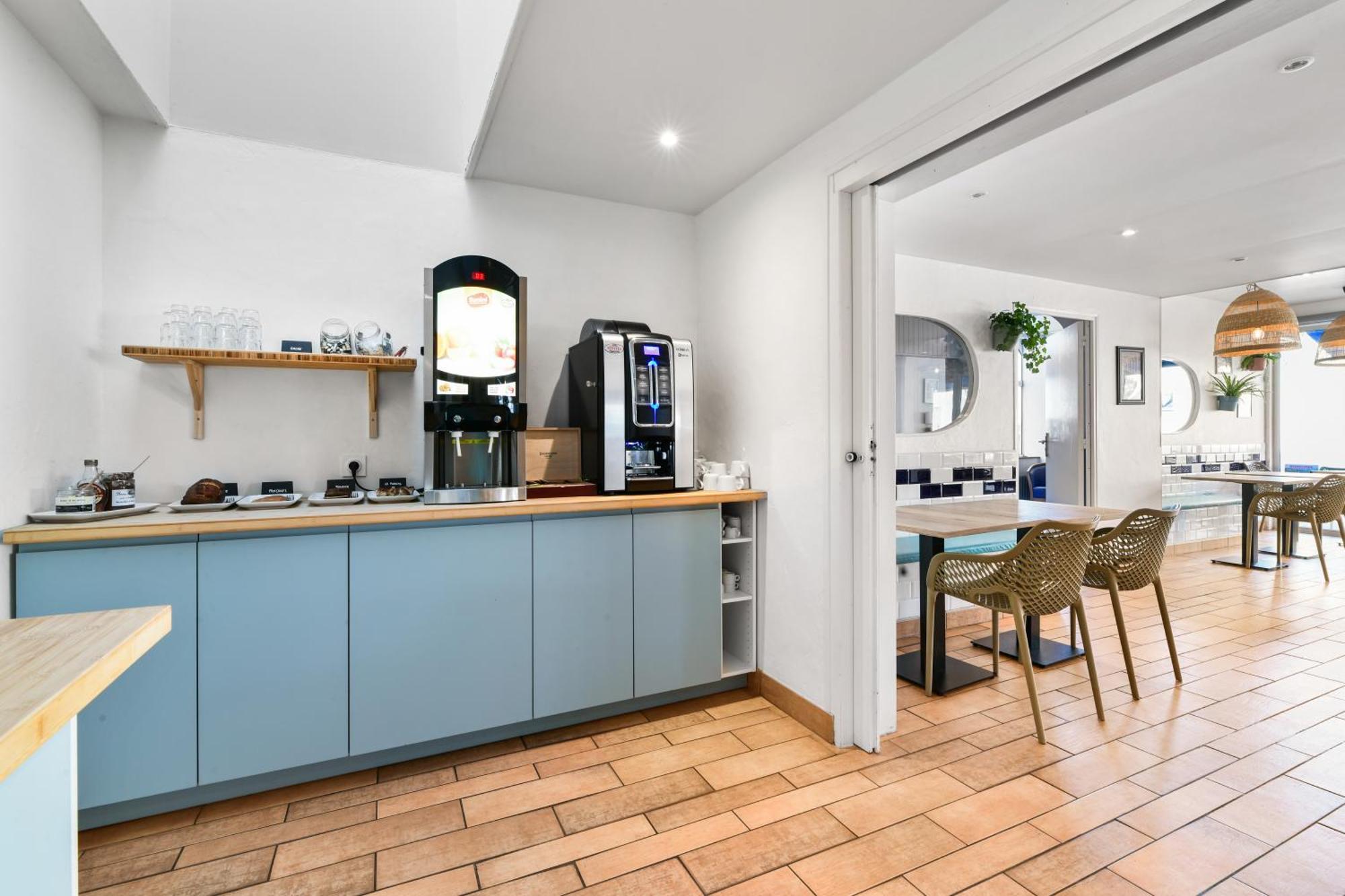 Logis Hotel De France 미미장플라주 외부 사진