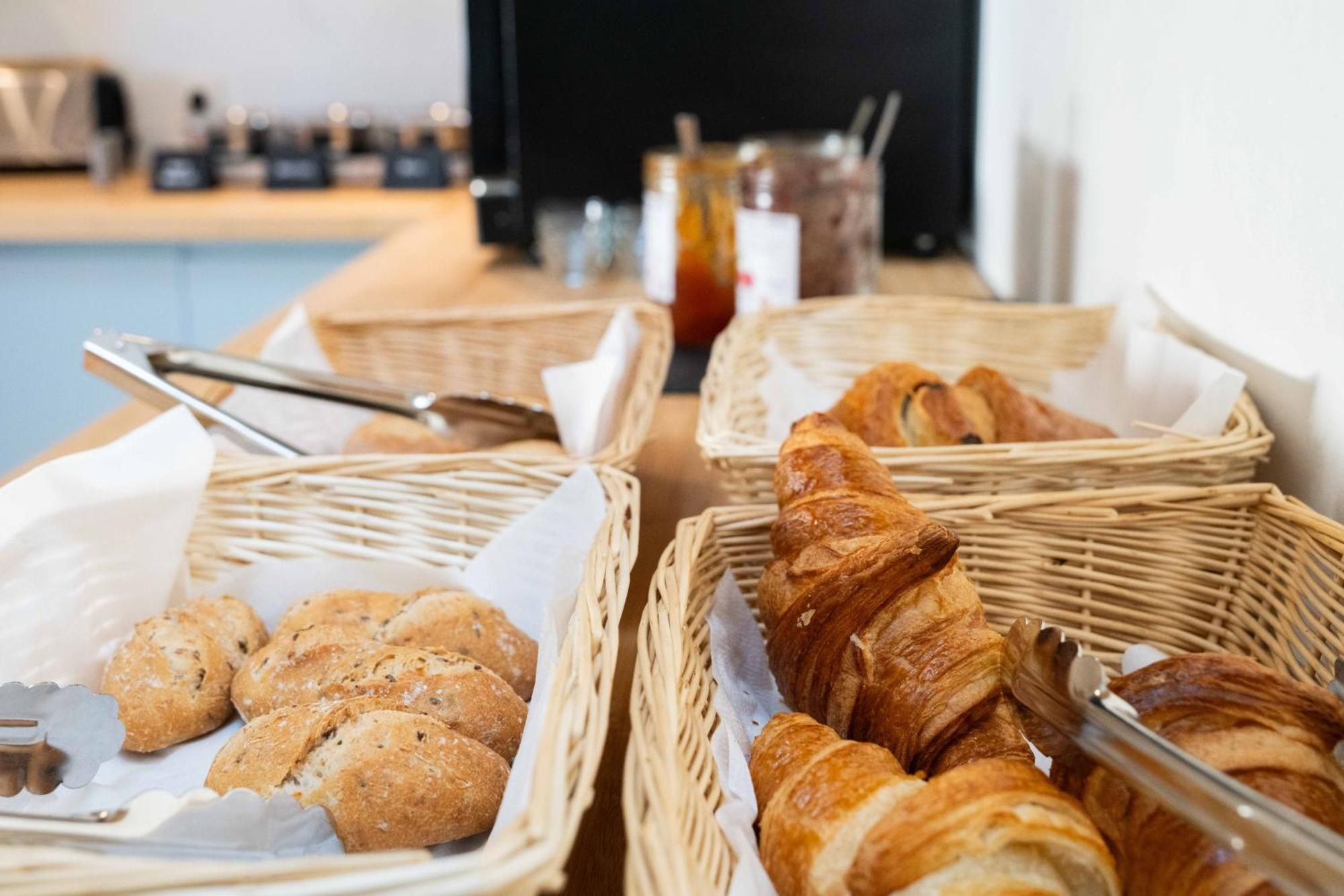 Logis Hotel De France 미미장플라주 외부 사진